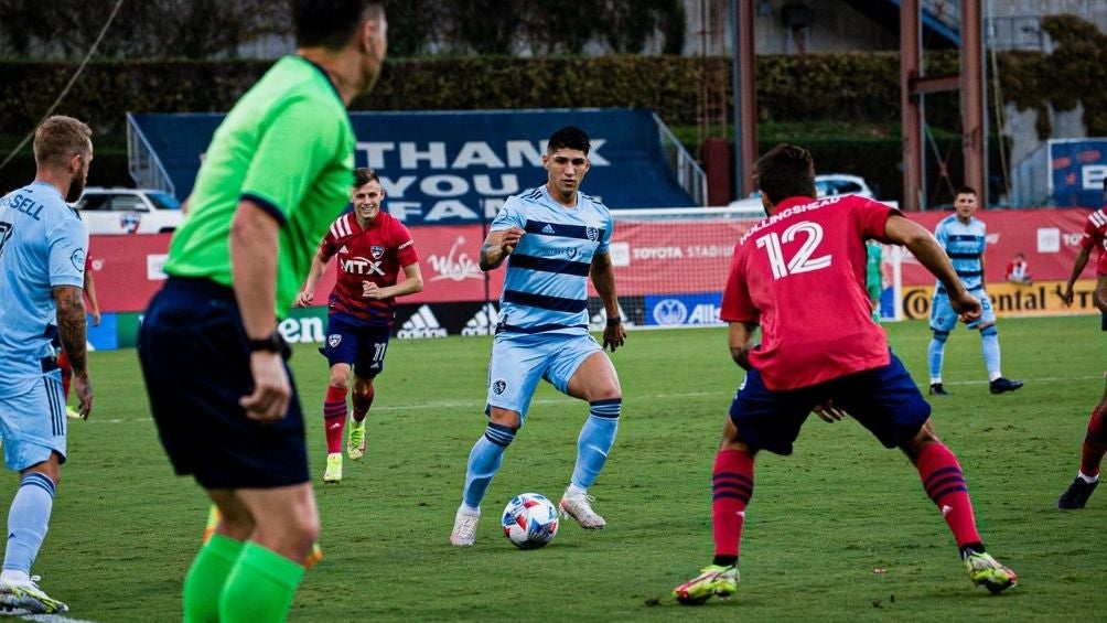 Pulido en un partido con el Kansas