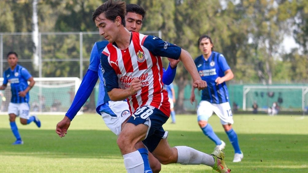 Bouquet en un partido de la sub-20