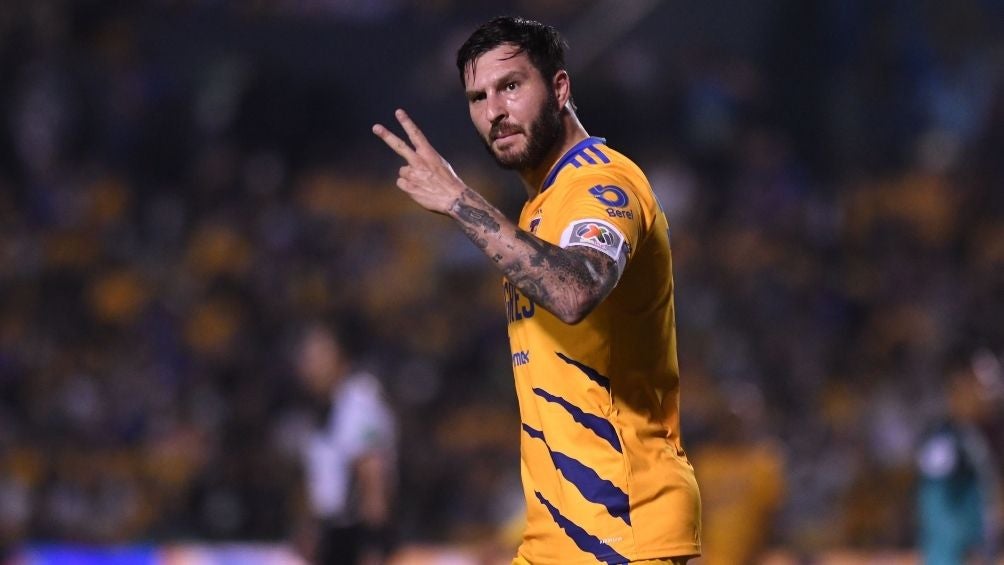 Gignac en un partido con Tigres