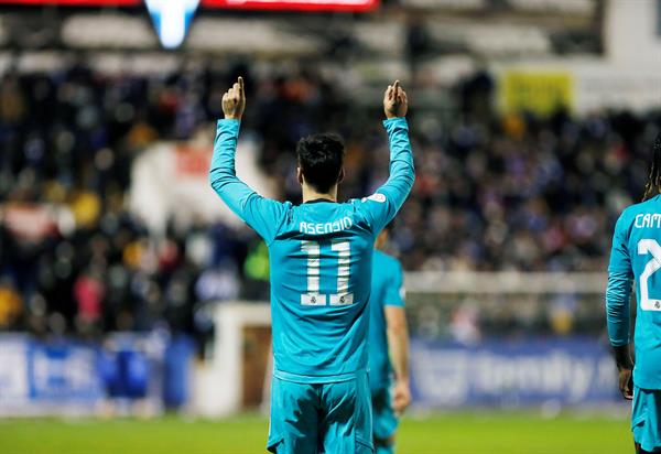 Asensio celebra un gol