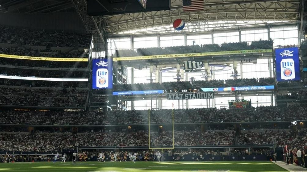 El AT&T Stadium antes de un partido