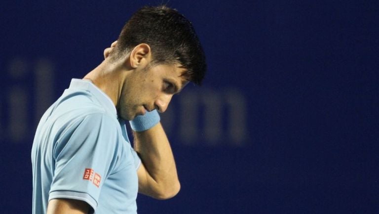 Djokovic se lamenta por una falla