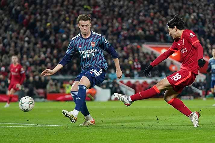 Arsenal y Liverpool empataron en la ida de las semifinales de la EFL Cup 