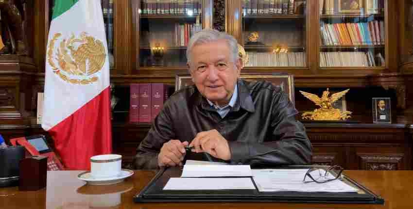 AMLO en el Palacio Nacional 