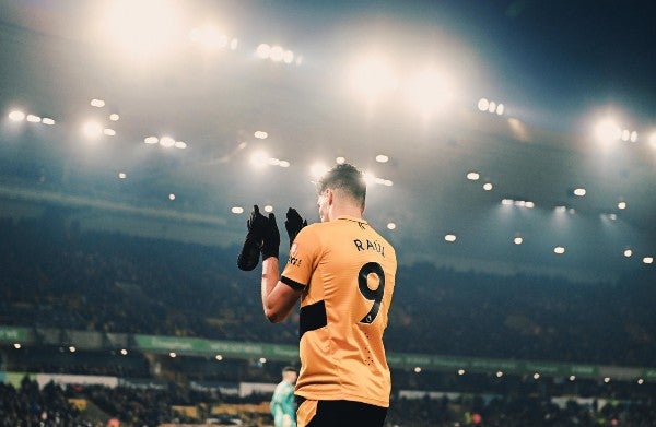 Raúl Jiménez en el Molineux