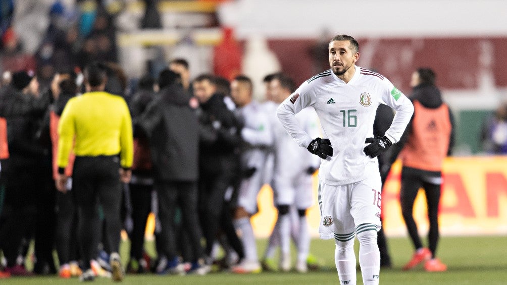 Héctor Herrera durante un partido con el Tri