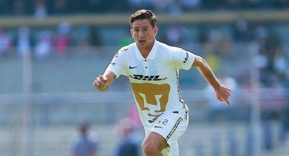 Juan José Miguel durante su debut