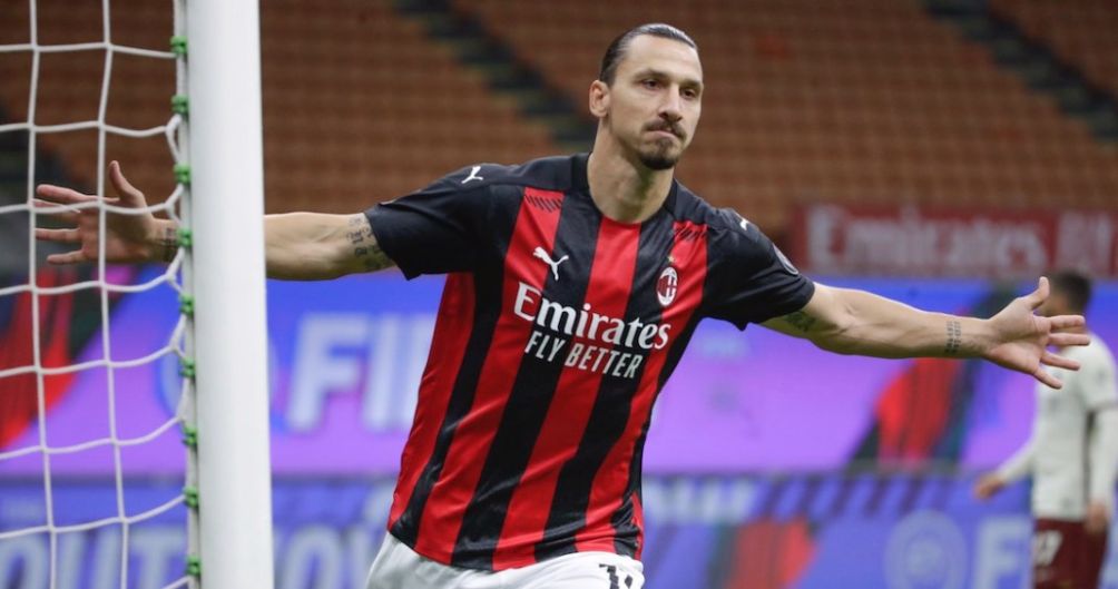 Zlatan reacciona en partido con Milan