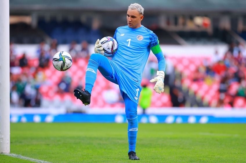 Keylor Navas durante el partido contra México