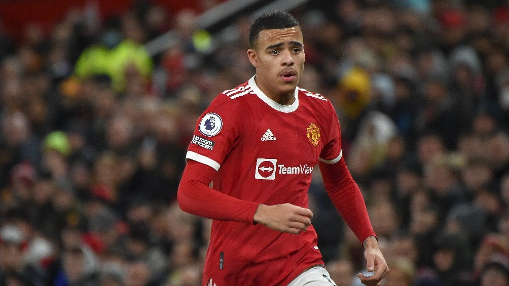 Mason Greenwood jugando partido con el Manchester United