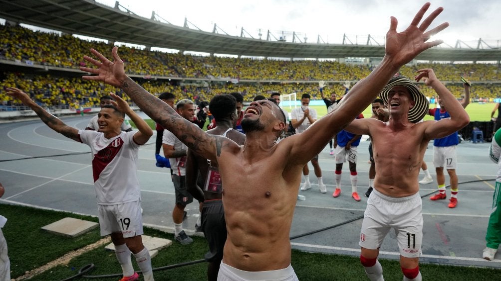 Jugadores peruanos en festejo