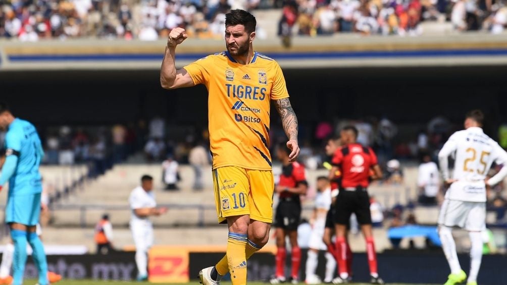 Gignac en un partido con Tigres