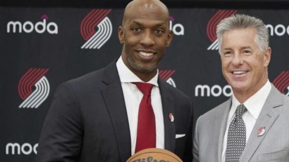 Chauncey Billups siendo presentado como coach