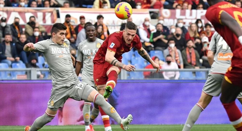 Johan Vásquez durante el partido