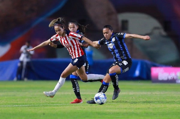 Chivas frente a Gallos Blancos