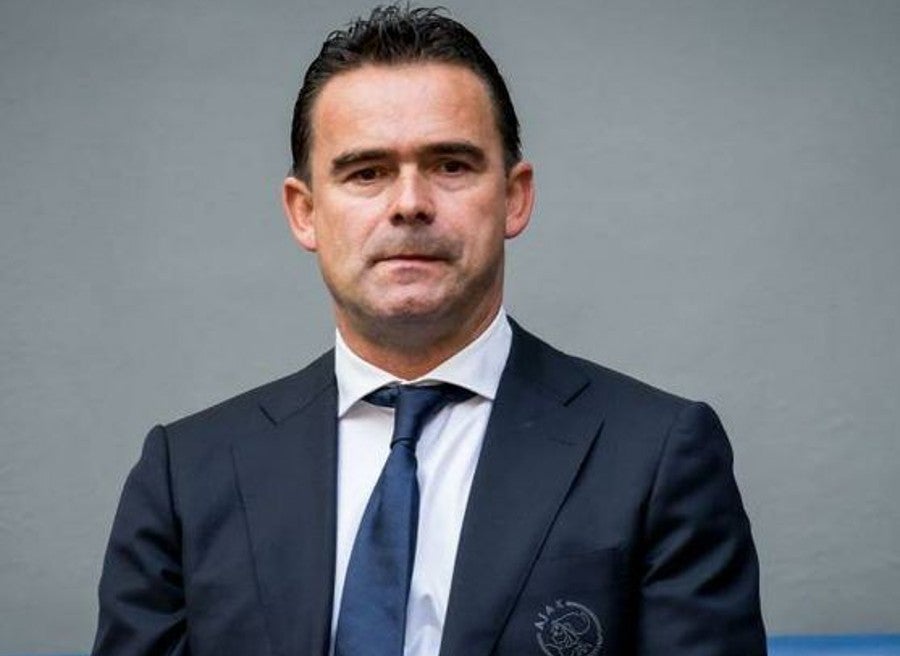 Overmars como directivo