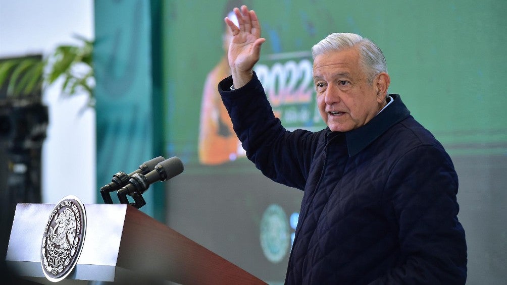 AMLO: 'Mi sueño era jugar beisbol'