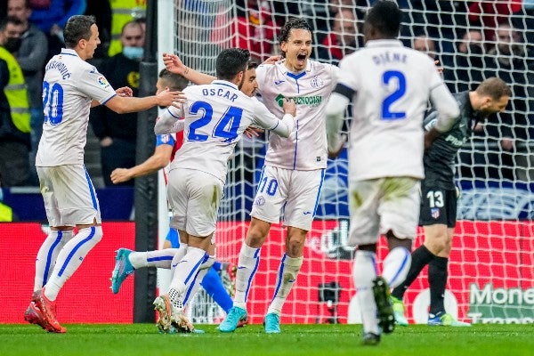 Getafe celebra anotación frente al Atlético de Madrid