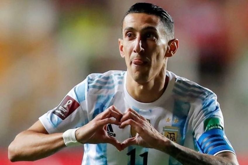 Ángel Di María festejando un gol con Argentina