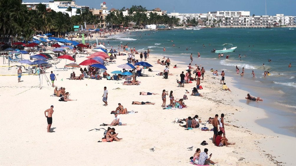 Vacacionistas en Playa del Carmen, Quintana Roo