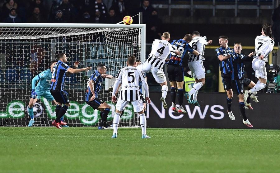 El gol del brasileño al Atalanta