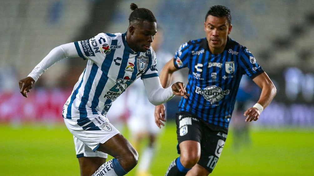 Avilés Hurtado (Pachuca) vs Pablo Barrera (Querétaro)