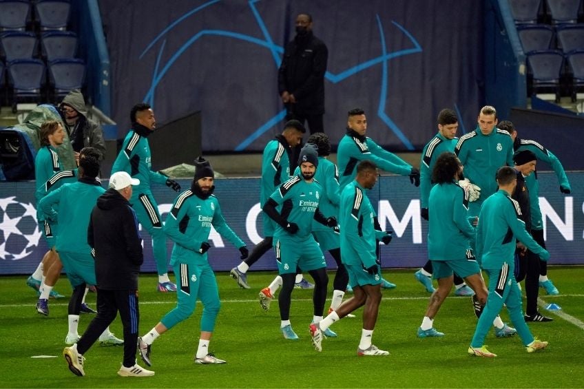 Jugadores del Real Madrid entrenando 