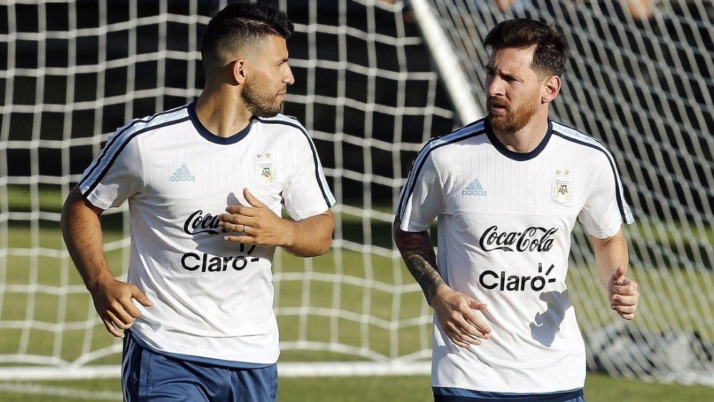 Kun Agüero y Messi con la Selección Argentina