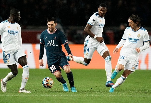 Leo Messi en acción contra el Real Madrid en Champions