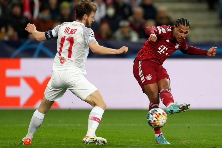 Serge Gnabry durante el partido de Champions