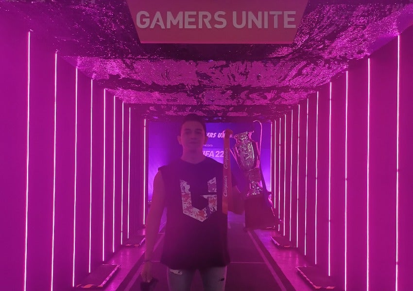 TioLucio, campeón del torneo de FIFA 22 de Gamers Unite