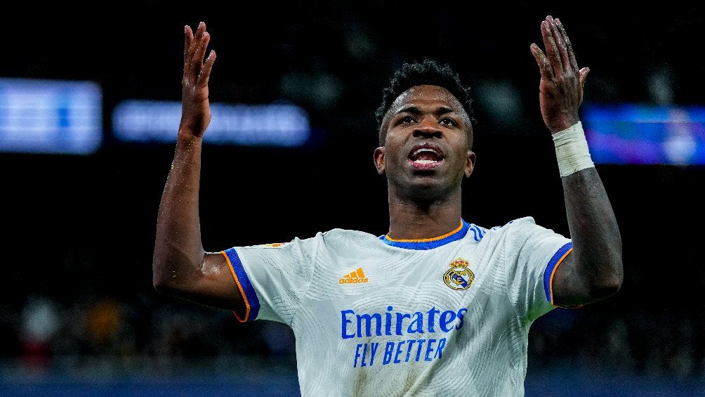 Vinícius Jr. celebrando gol con el Real Madrid ante el Alavés