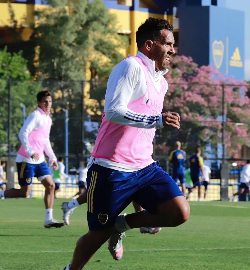 Tevez en entrenamiento de Boca Juniors