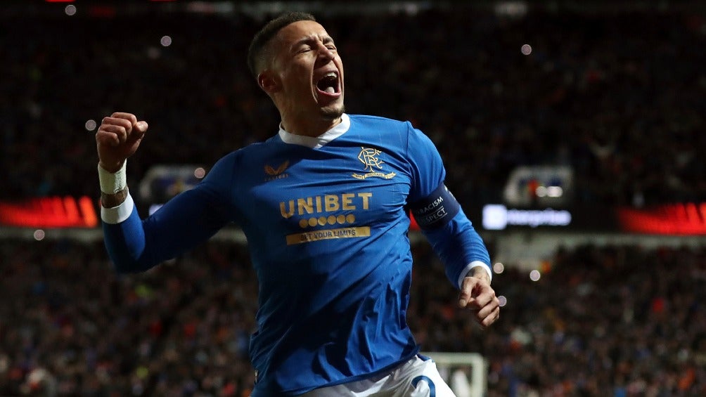 Tavernier festejando gol con Rangers ante Borussia Dortmund