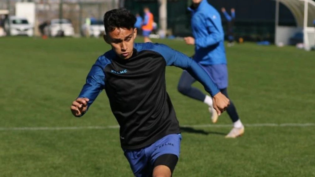 Jorge Hernández entrenando con el Chornomorets Odessa