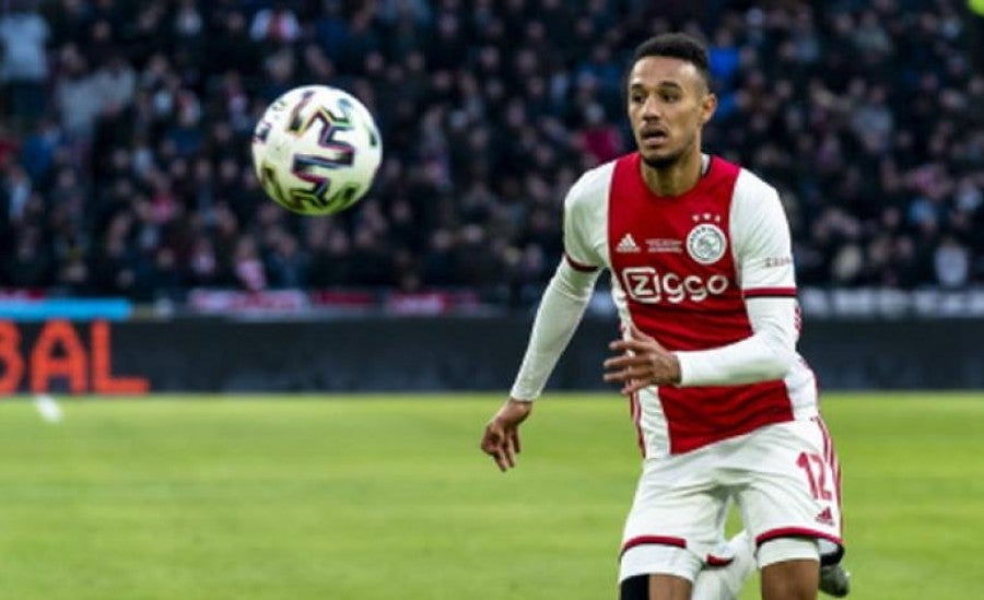 Noussair Mazraoui también interesa al Barcelona