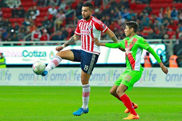 Michel Vázquez con Chivas