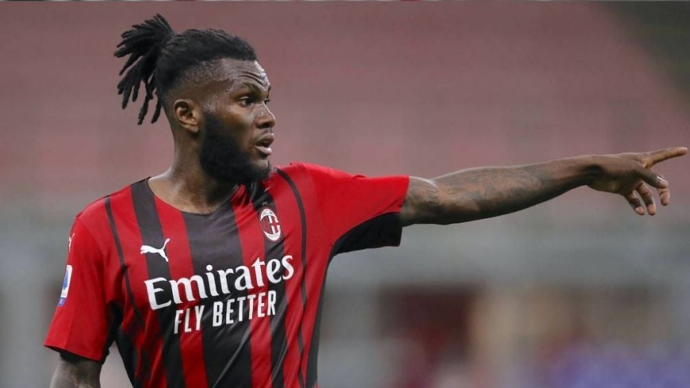 Kessié en un partido con el Milan