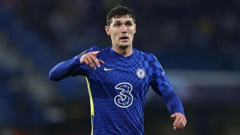 Andreas Christensen en un partido con el Chelsea