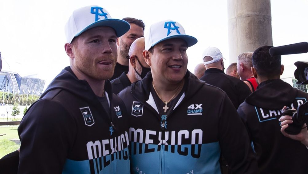 Canelo Álvarez y Eddy Reynoso