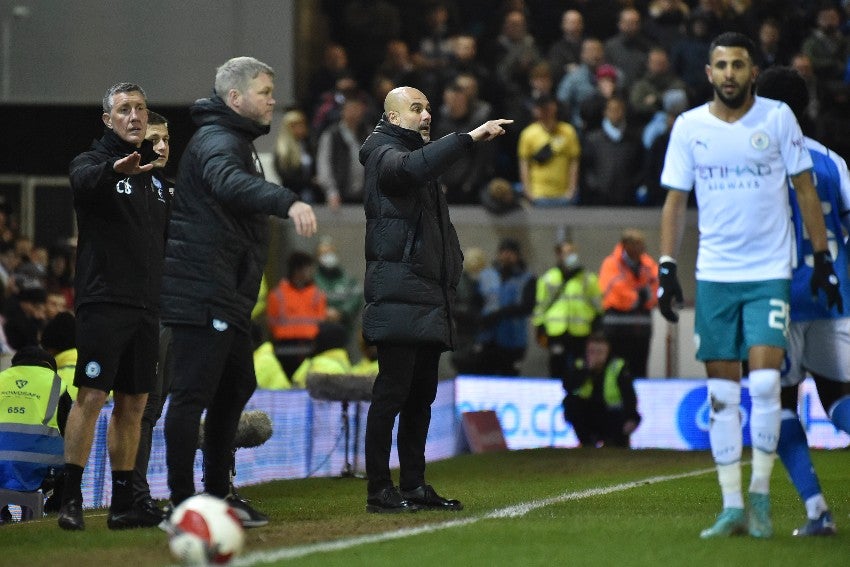 Guardiola en un partido de Manchester City