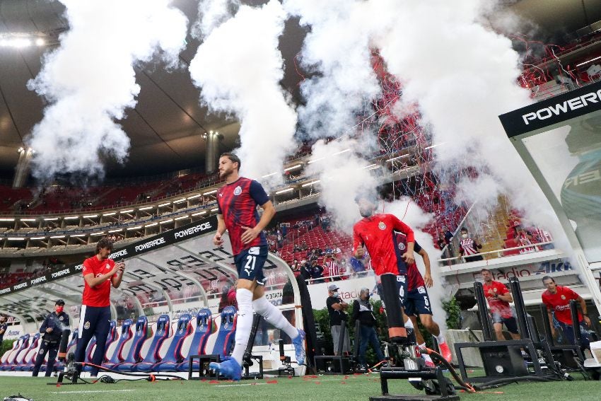 Hiram Mier previo a un juego de Chivas 