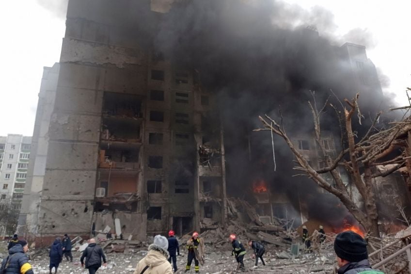 Edificio de Ucrania tras ser bombardeado