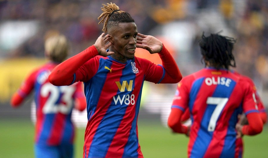 Wilfried Zaha tras marcar de penalti