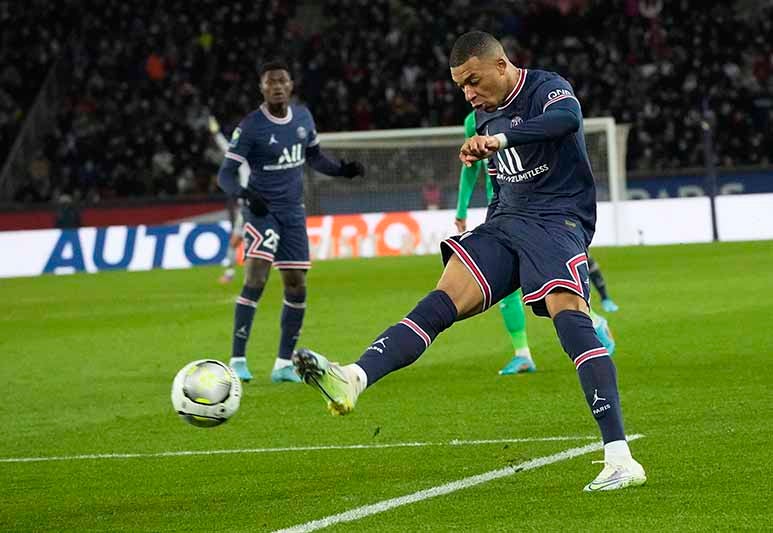 Mbappé en un partido de la Ligue 1