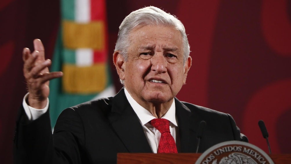 AMLO durante conferencia de prensa en Palacio Nacional