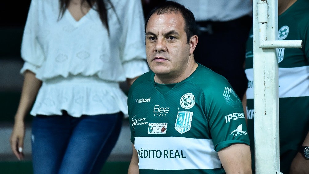 Cuauhtémoc Blanco en el Coruco Díaz viendo partido de Zacatepec