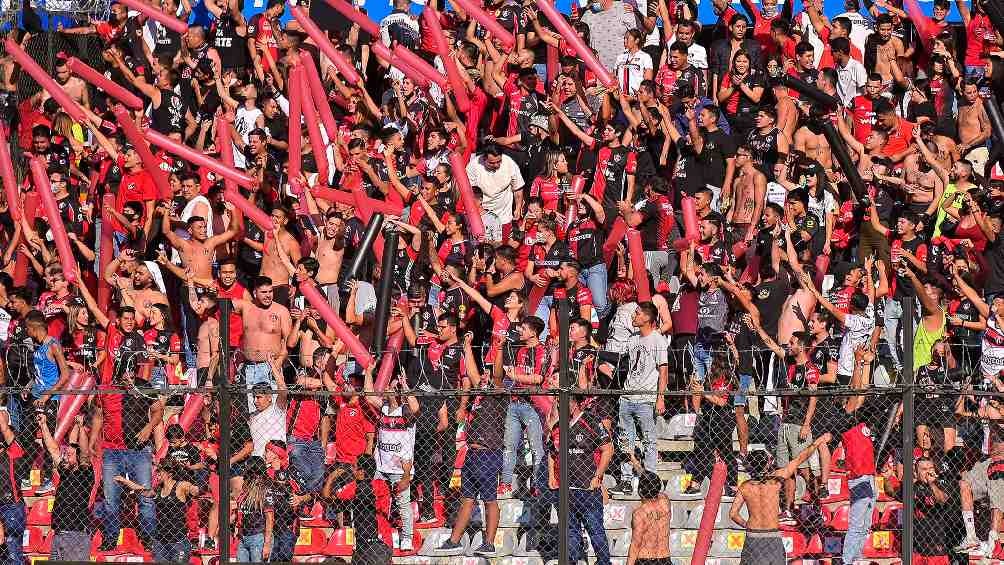 Afición del Atlas presente en la Corregidora para partido ante Querétaro