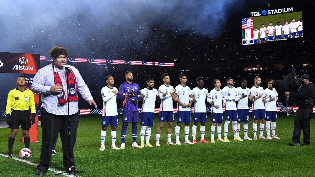 Jugadores de Estados Unidos previo al partido vs México 