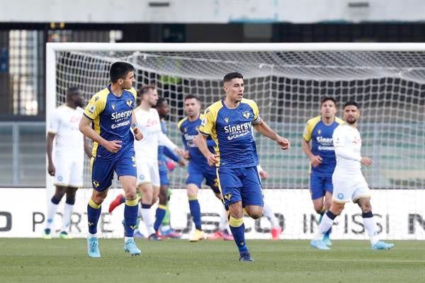 Faraoni del Hellas Verona tras anotar